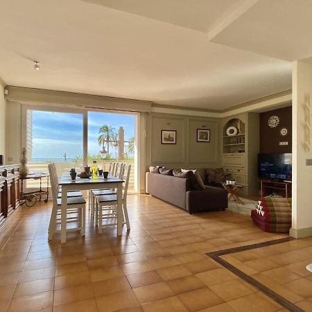 Casa Del Mar Apartment ซีเจส ภายนอก รูปภาพ